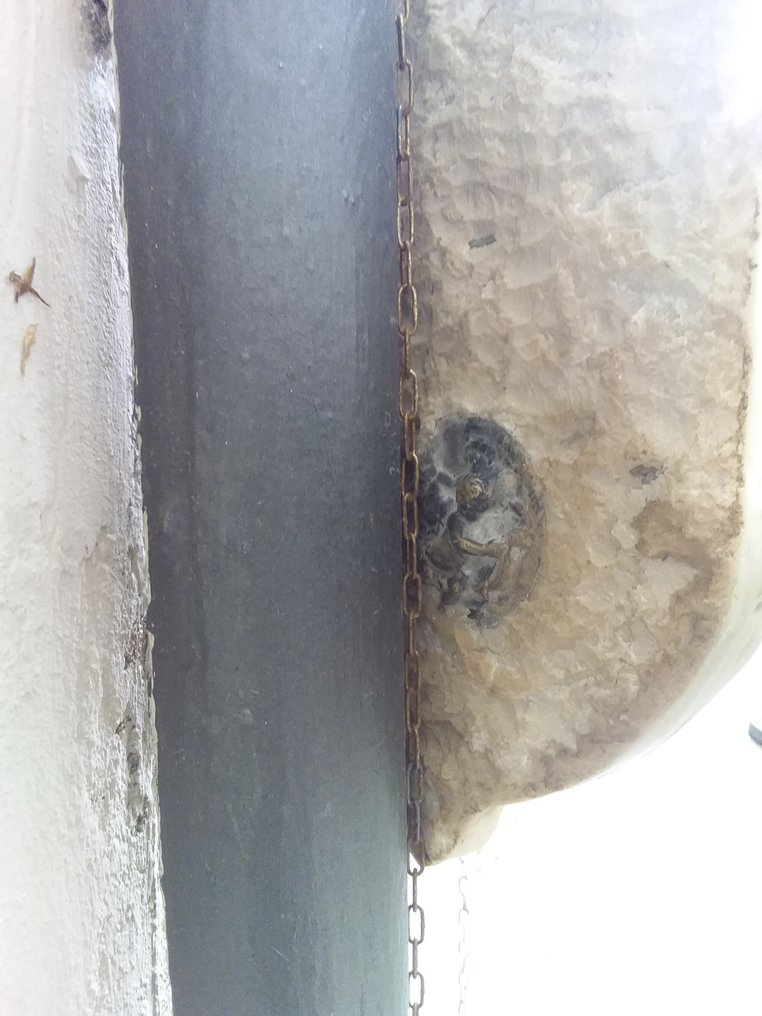 Vihkivesiastia - 2020- - Carraran marmorialta uudelleen koottu akvaario. #4.3