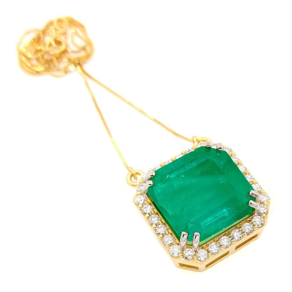 26.53ct Natural Colombia Emerald and 1.40ct Natural Diamonds - IGI Report - 18 K Ouro amarelo - Colar com pendente - 26.53 ct Esmeralda - Diamantes #3.2