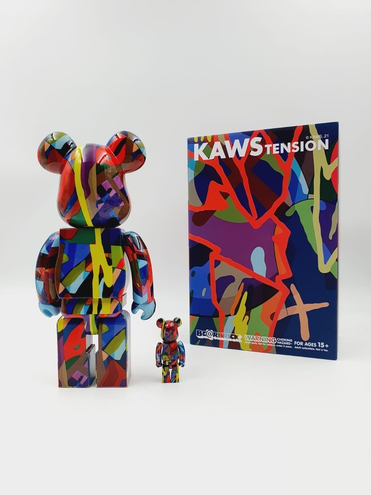 Kaws (1974) - Kaws Tension - Be@rbrick 400% & 100% - Bearbrick 2021 #1.2