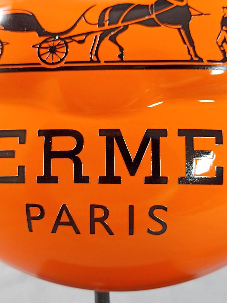 XTC Artist - Kiss Hermès orange #3.2