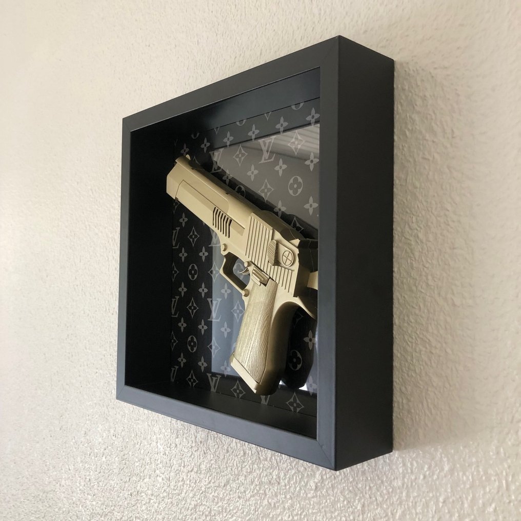 Rob VanMore - Golden war on Louis Vuitton S edition #3.2