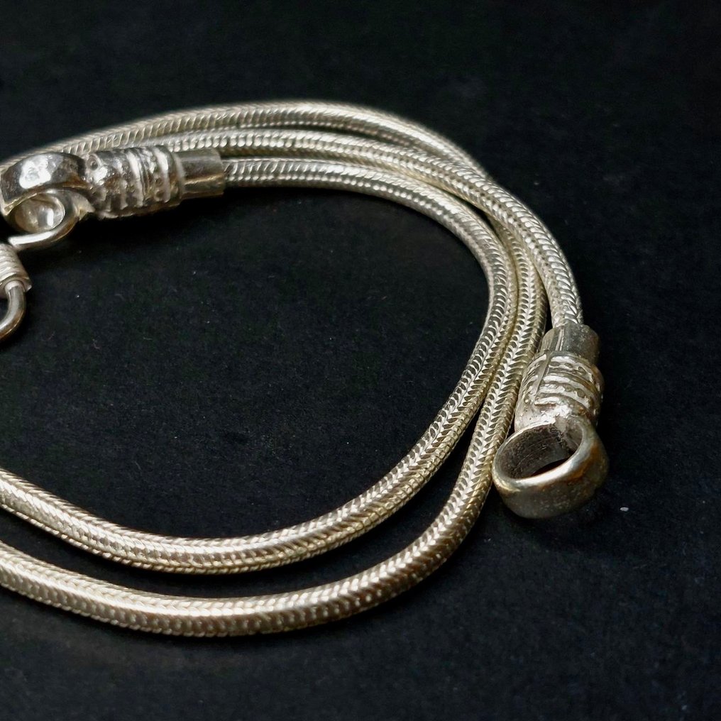 αλυσίδα λαιμού σε σχήμα φίδι - Ασημί - Ινδία - δεύτερο μισό του 20ού αιώνα #2.1