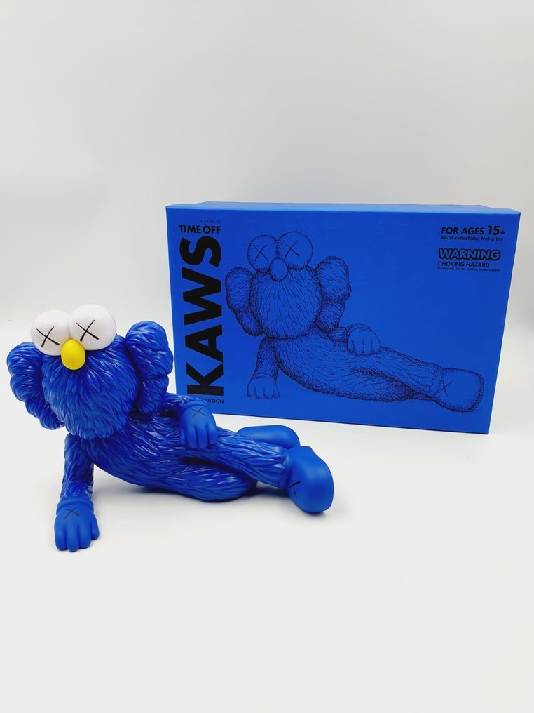 Kaws (1974) - Time Off Blue edition 2023 #1.1