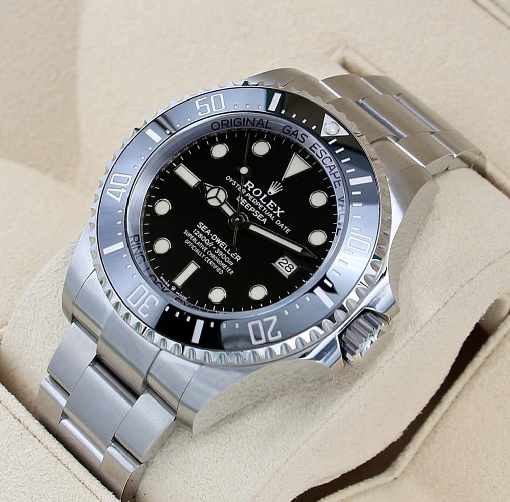 Rolex - Sea-Dweller DeepSea -  Black dial - 136660 - Mężczyzna - 2011-obecnie #1.1