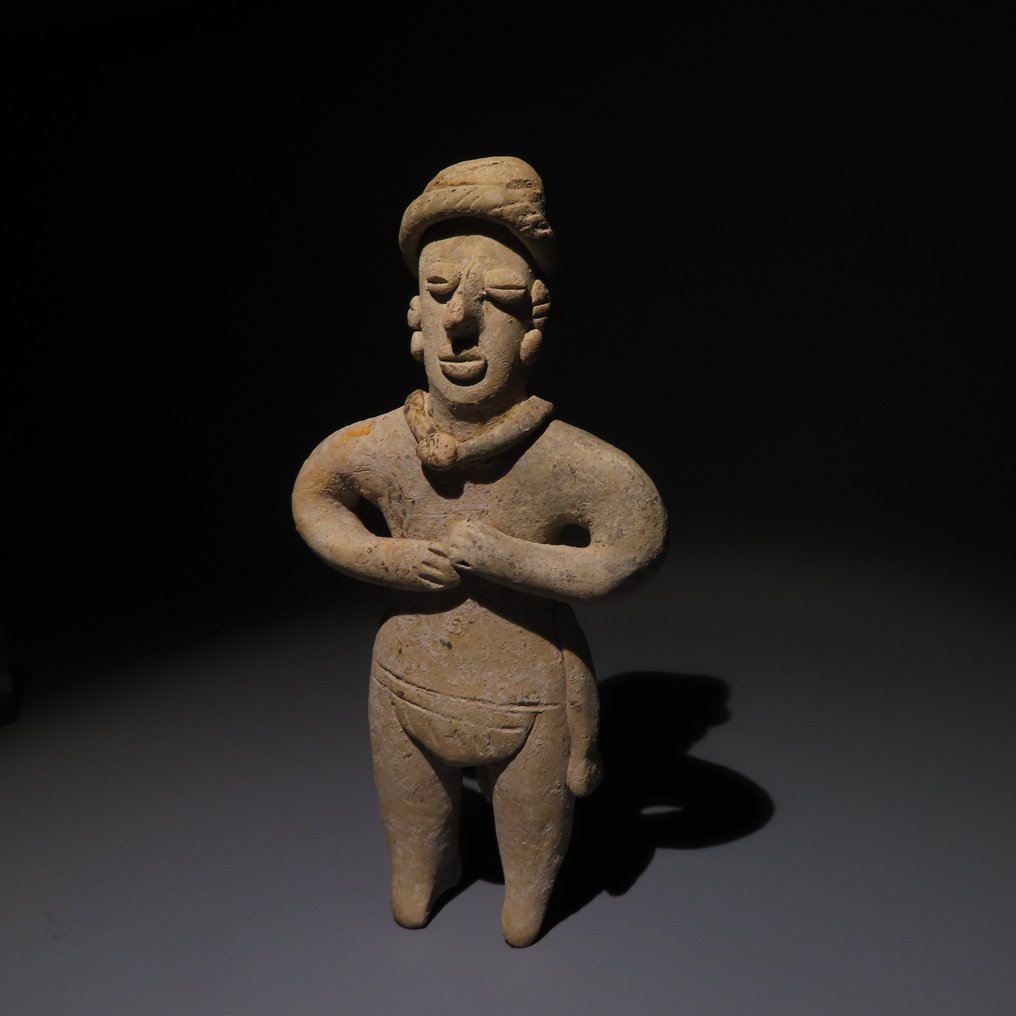 Colima, Meksyk, Terakota Męska postać. 12,5 cm wys. Bardzo duża rzeźba. Hiszpańska licencja importowa. 100 p.n.e. - 250 n.e #2.1