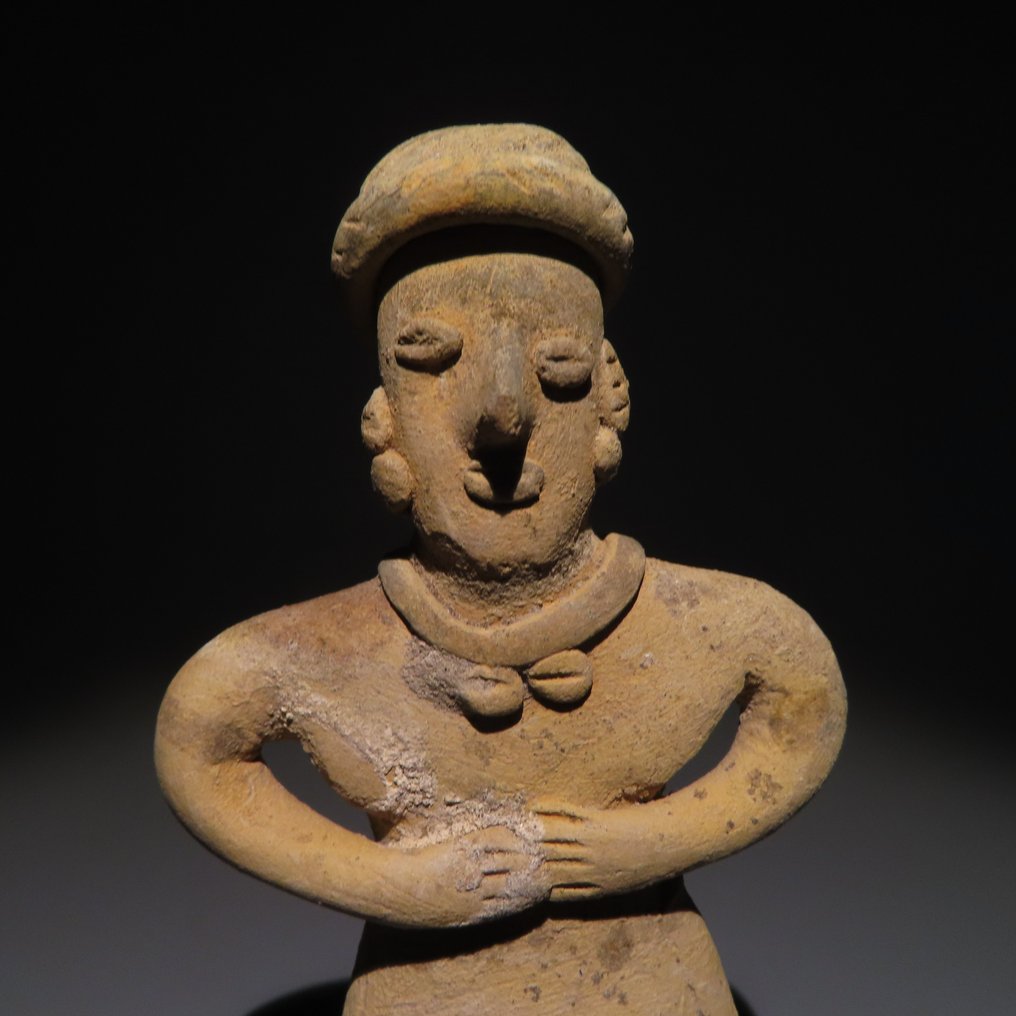Colima, Mexico, Terracotta Male Figure. 13,3 cm H. Very Big sculpture. Spanish Import License. 100 BC - 250 AD #1.2