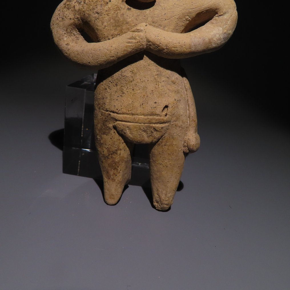 Colima, Mexique, Terre cuite Figure masculine. 12,5 cm H. Très Grande sculpture. Licence d'importation espagnole. #2.1