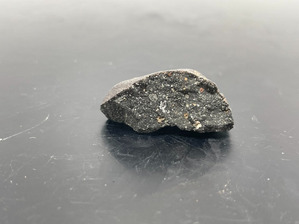 MURCHISON-meteoritt CM2, med FUSION CRUST!!!!! - 3.9 g #1.1