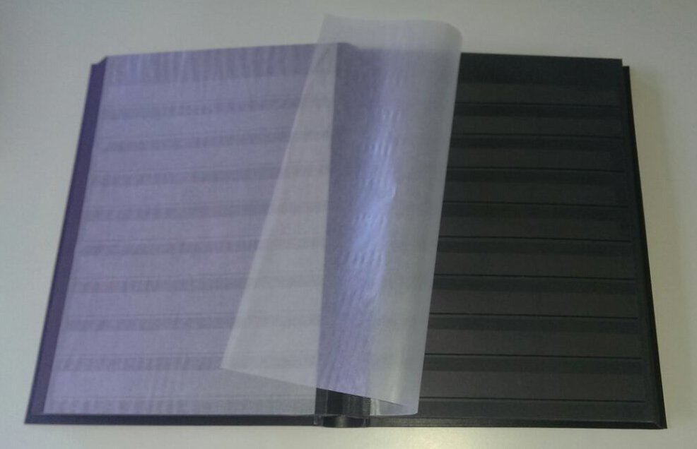 Accessories  - 3 lighthouse insertion albums with 60 black pages each. #3.2