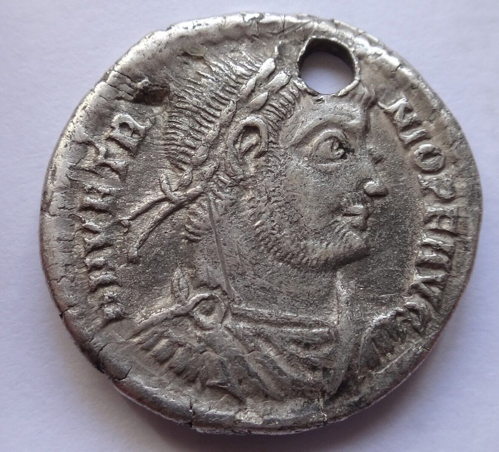 Imperio romano. Vetranio (350 e. c.). AR Siliqua,  Siscia #1.1