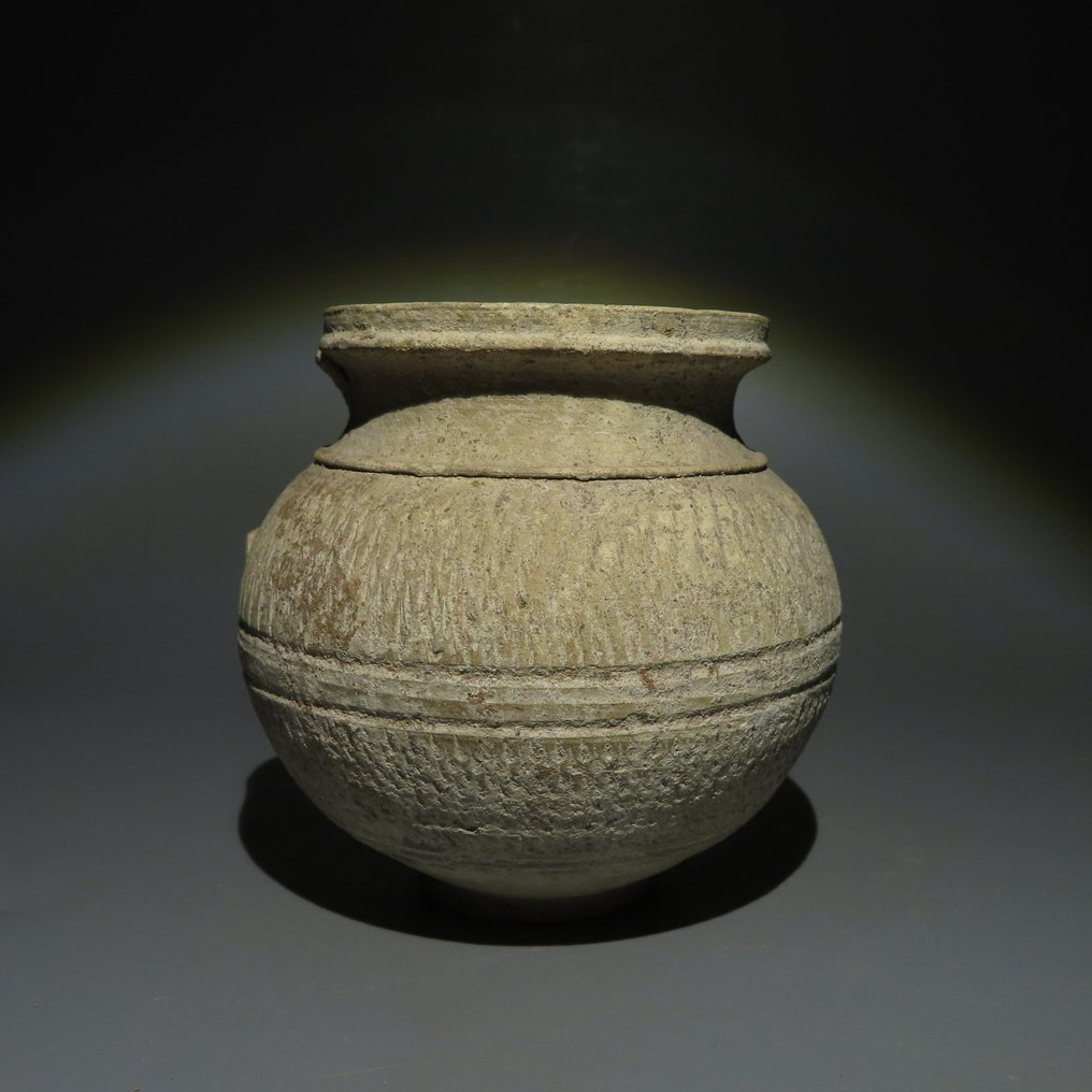 Ancient Roman Terracotta Bowl. 1st-2nd century AD. 9.3 cm H. #2.1
