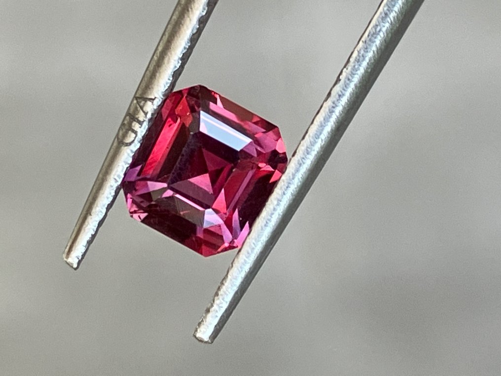1 pcs 紫色, 紅色 紅寶石 - 1.12 ct - 美國寶石學院(Gemological Institute of America (GIA)) #1.0