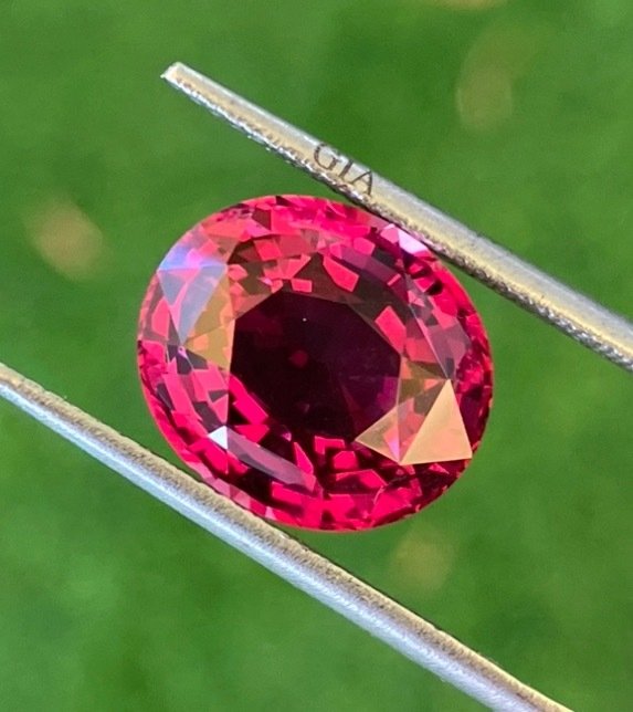 1 pcs  红色 红宝石  - 7.44 ct - 美国宝石研究院（GIA） - GRS #1.0