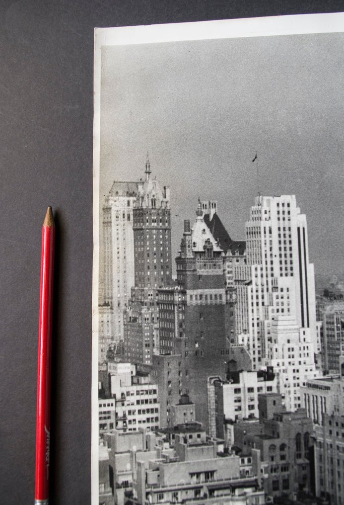 Walker Evans (1903 – 1975) - New York Skyline, c. 1940 #3.1