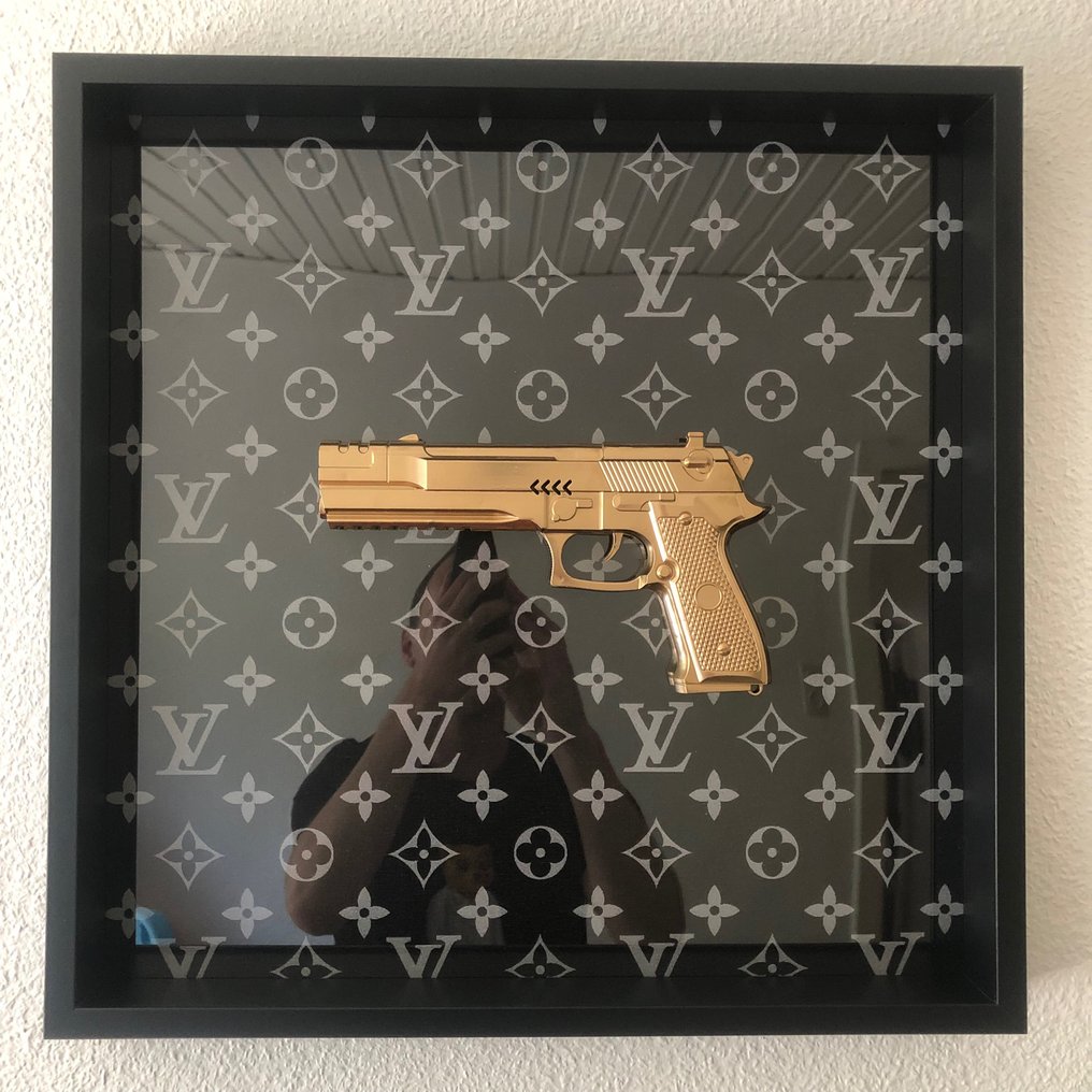 Rob VanMore - Super Shiny Golden war on Louis Vuitton #1.0