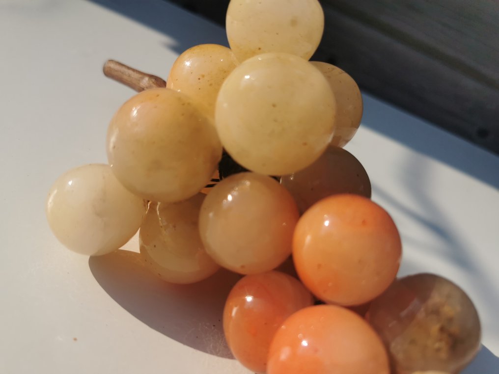 Tafelmiddenstuk  - Albast, Marmer - Frans Antieke Druiventros #1.0