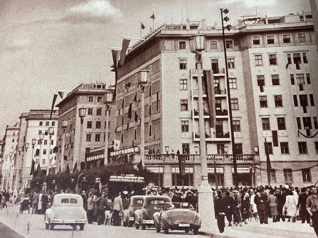 Gerhard Puhlmann - Die Stalinallee (GDR/DDR PROPAGANDA PHOTOBOOK) - 1951 #4.3