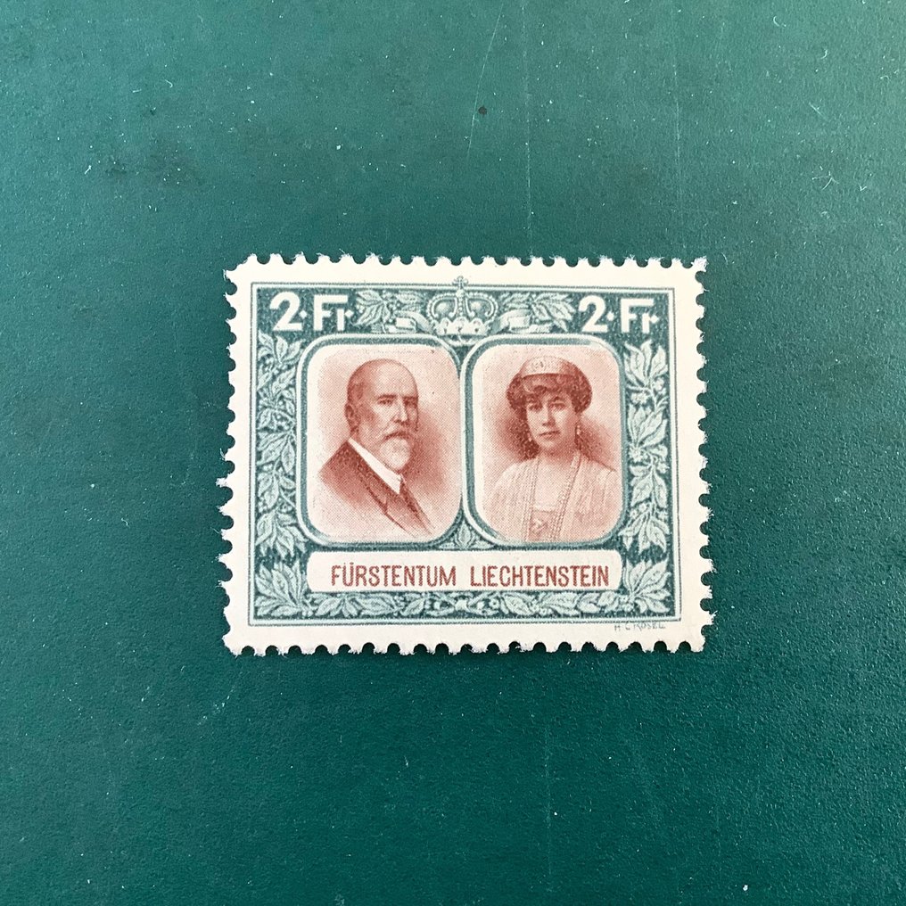 列支敦士登 1930 - 2Fr 皇室夫妇罕见穿孔 11.5 和 10.5 - Michel 107C #2.1