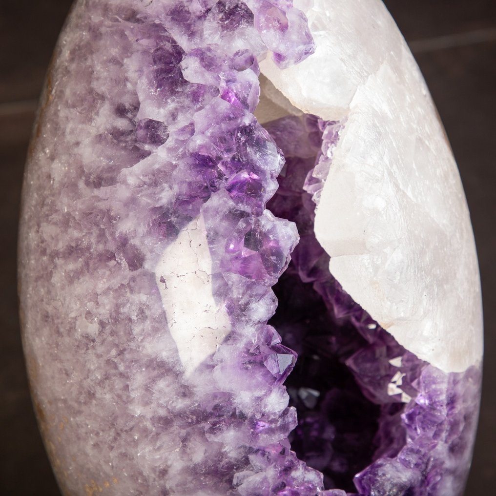 Amethist kristallen Amethist gesneden in de vorm van een rugbyovaal - Hoogte: 600 mm - Breedte: 290 mm- 27.5 kg #2.1