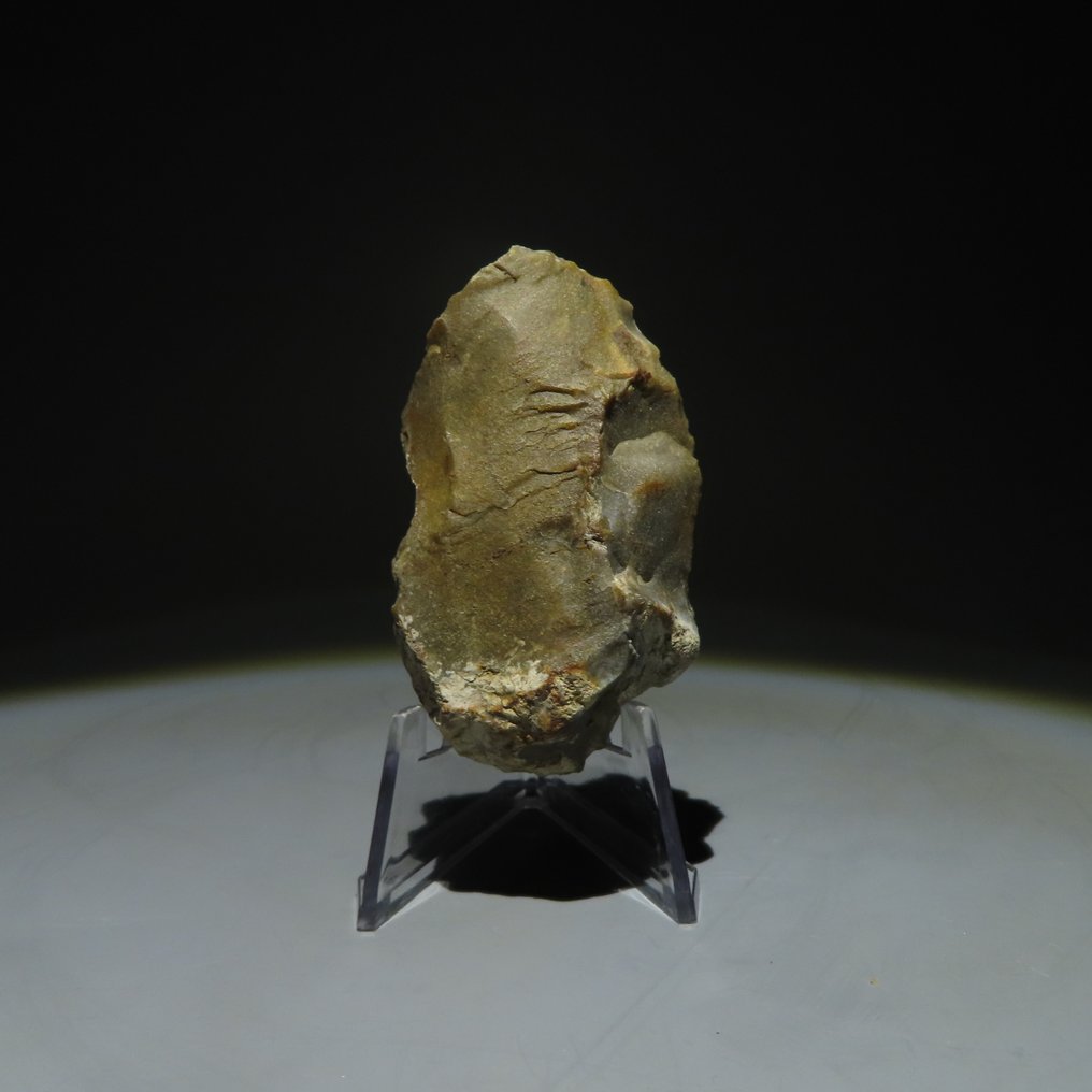 新石器时代 燧石 燧石工具。米歇尔斯堡文化（发现于比利时蒙斯的斯皮恩斯）。新石器时代，大约  (没有保留价) #1.0