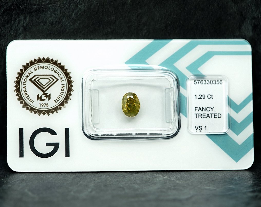 1 pcs Diamant (Traitement de couleur) - 1.29 ct - Oval - Fancy intense Verdâtre Jaune - VS1 - International Gemological Institute (IGI) #2.1