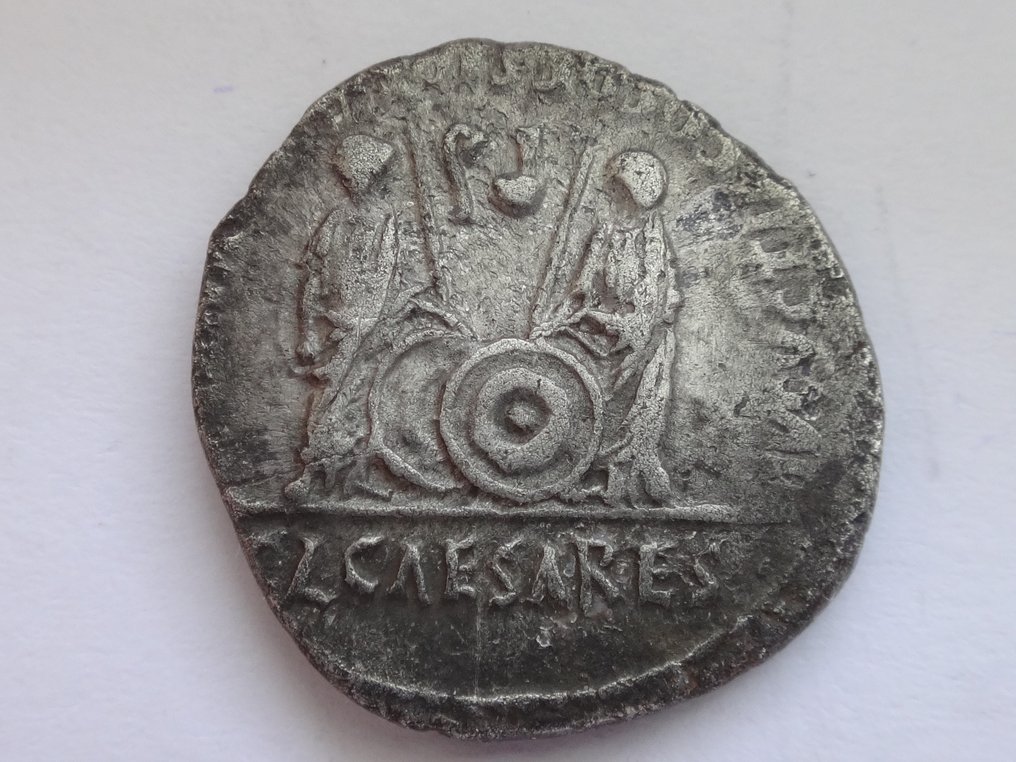 Impreiu Roman. Augustus (27 î.Hr.-AD 14). AR Denarius #2.1