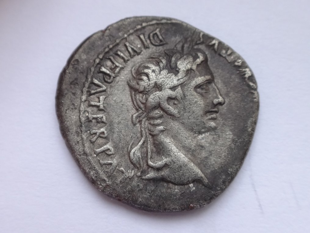 罗马帝国. 奥古斯都 （公元前27 -公元 14）. AR Denarius #1.1