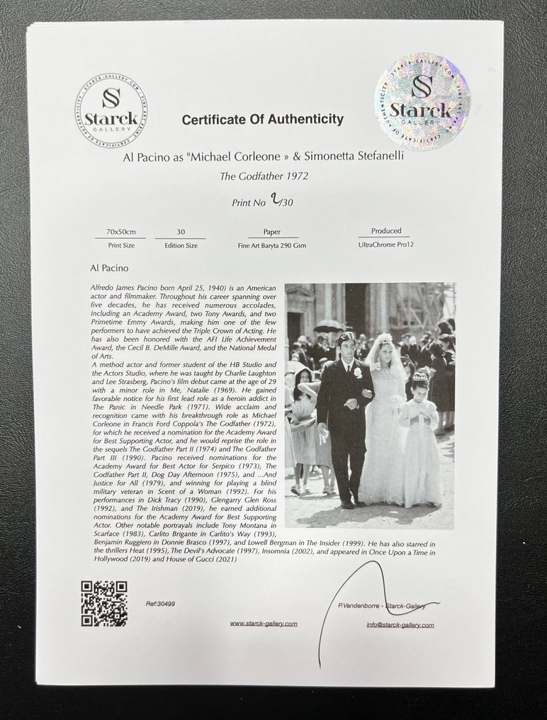 The Godfather, Al Pacino as "Michael Corleone » & Simonetta Stefanelli - Fine Art Photography - Luxury Wooden Framed 70X50 cm - Limited Edition Nr 04 of 30 - Serial ID 30499 - Original Certificate (COA), Hologram - 100% New. Shipping Reduction from 3 items #1.0