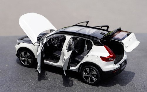 Paudi Model 1:18 - Modelauto - Volvo XC40 - 2022 #3.2