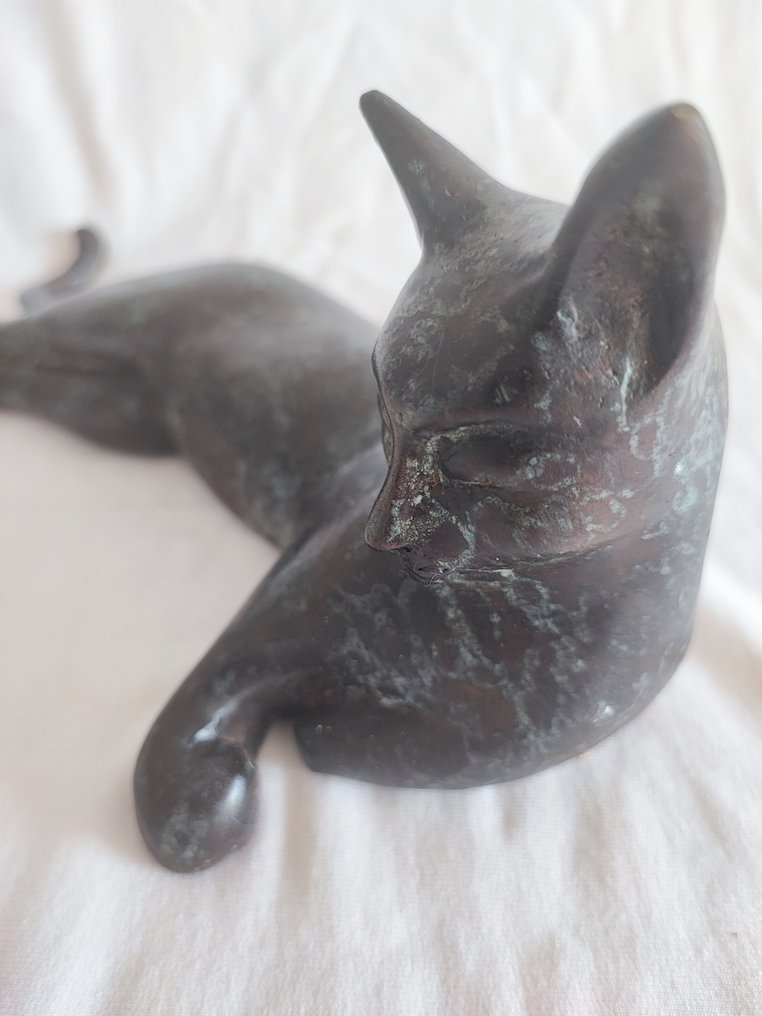 Resting cat - 30 cm - Figure - resting cat - Cold painted bronze #3.2