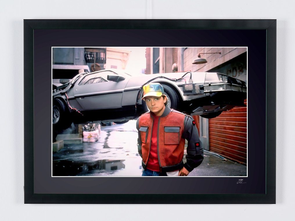 Back to the Future Part II - Michael J. Fox (Marty) - Fine Art Photography - Luxury Wooden Framed 70X50 cm  - Limited Edition Nr 07 of 30 - Serial 30638 - Original Certificate (COA), Hologram - 100% New. Shipping Reduction from 3 items #3.2