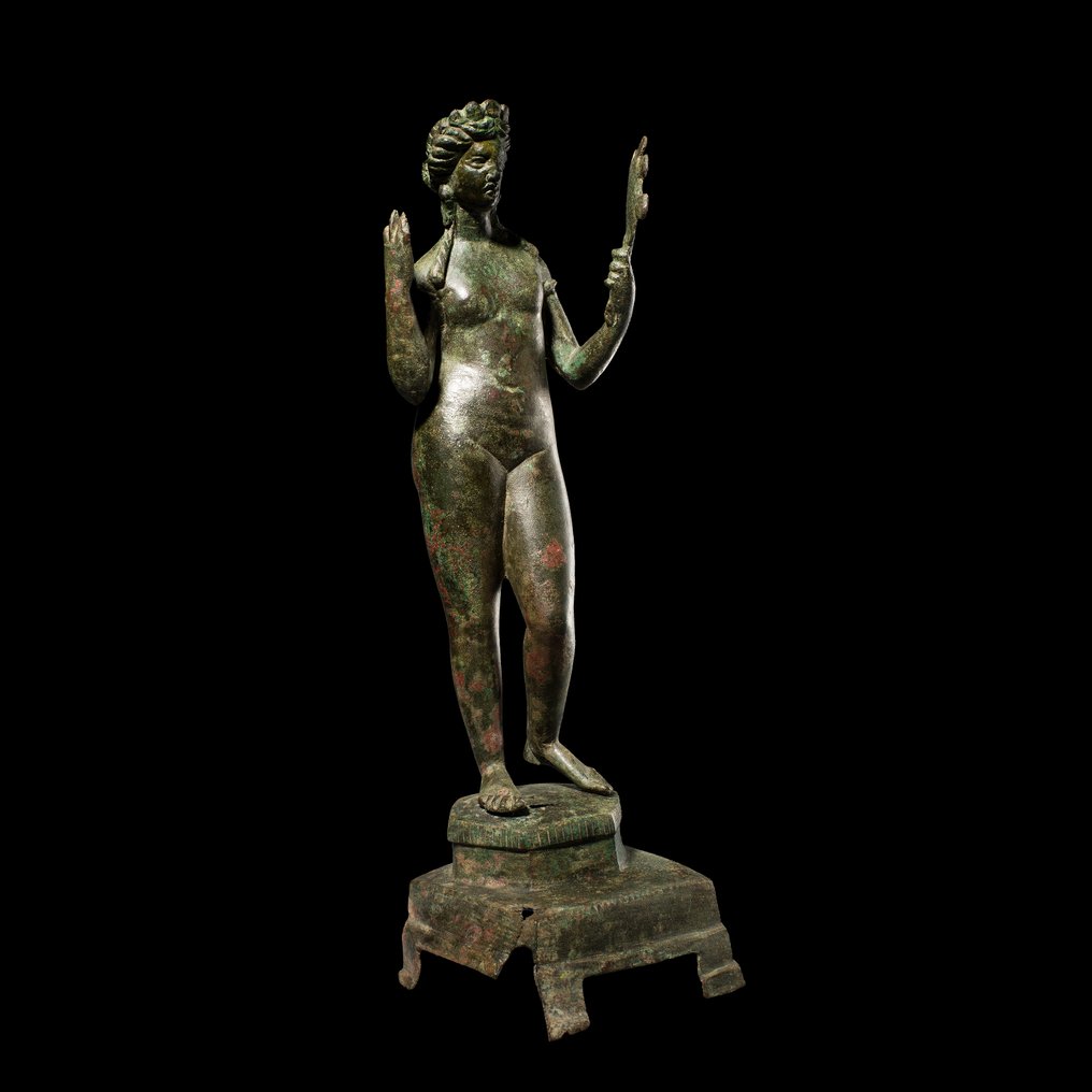 古罗马 黄铜色 重要阿佛洛狄忒雕像，佳士得 1981 年出品。31.8 厘米。西班牙出口许可证。已出版。 #2.1