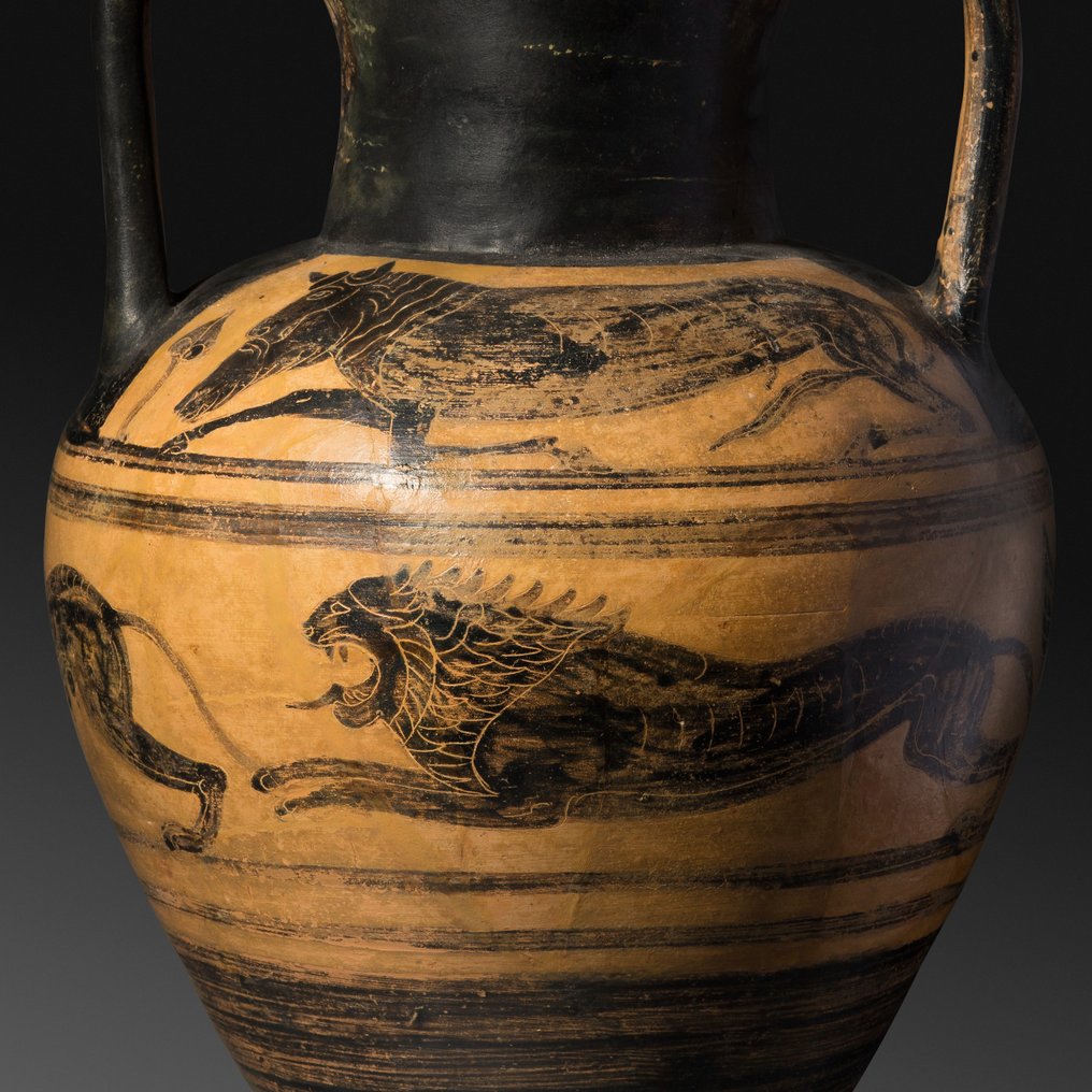 Etruscan Kerémia Temetési nyak Amphora Chimerával és Achlae-val, a Micali festőtől. Kr.e. 5. század. 35 cm Magasság. #1.1