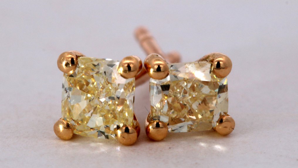 18 kt. Yellow gold - Earrings - 0.90 ct Diamond #3.2