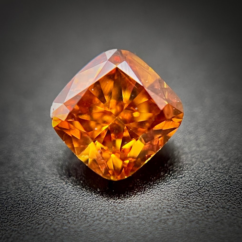 1 pcs Diamant - 0.38 ct - Perniță - portocaliu galben intens modern - VS2 #1.1
