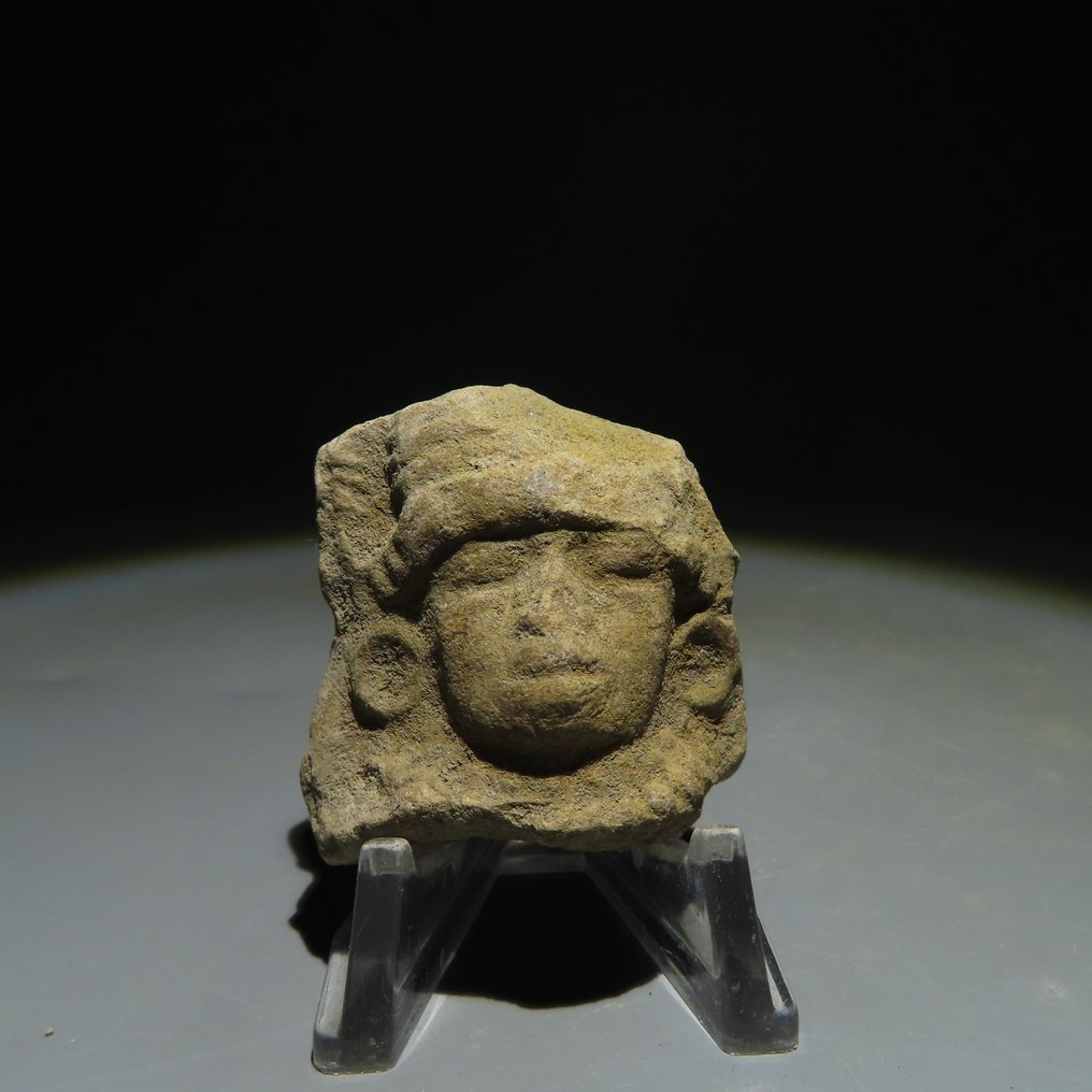 Teotihuacán, Mexiko Terrakotta Huvudfigur. 100-500 e.Kr. cm H. Spansk importlicens. #1.1