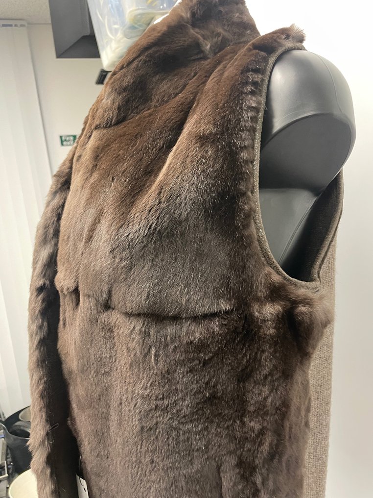 Artisan Furrier - Colete com enchimento #3.2