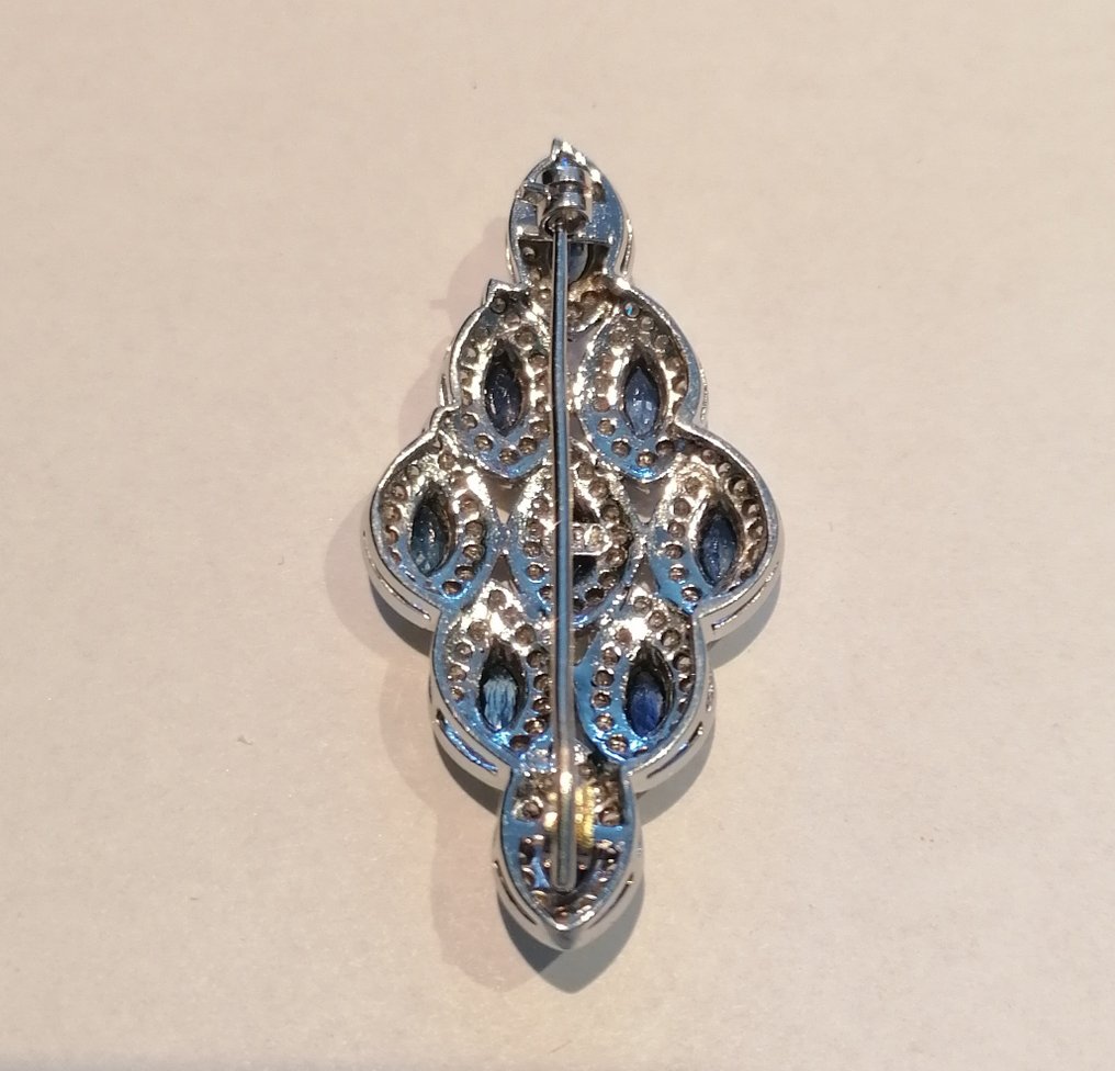 Broșă - 18 ct. Aur alb - 2.96ct. tw. Safir - Diamant #4.3