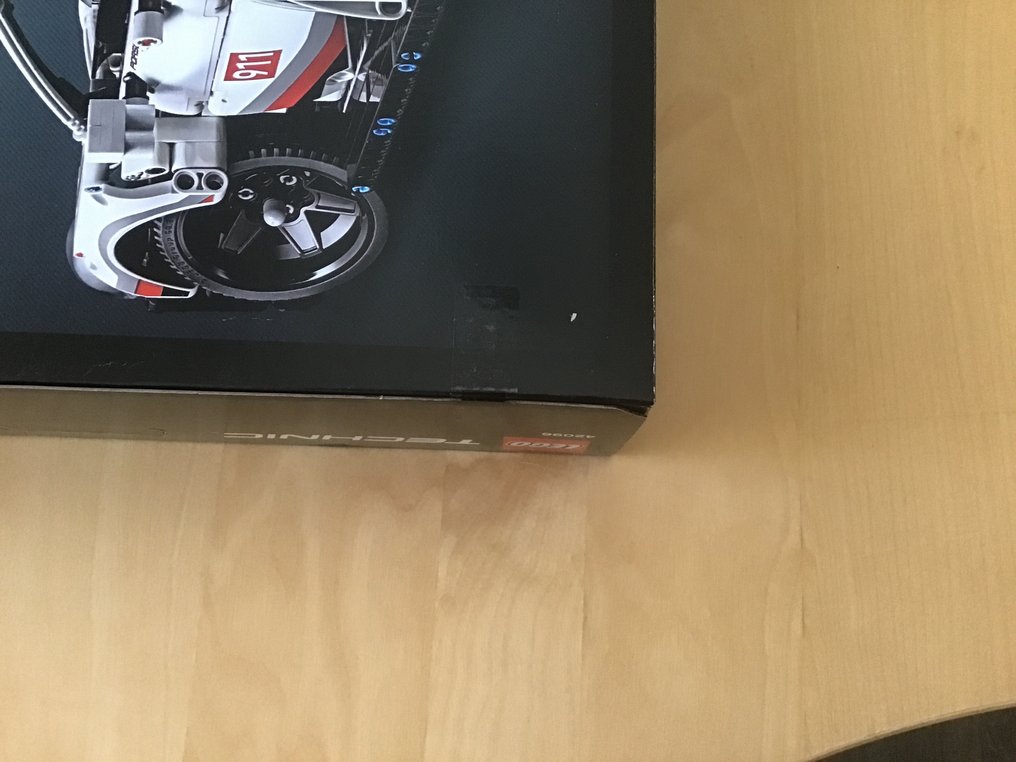 LEGO - Technic - 42096 : Porsche 911 RSR - Technisch Lego : Porsche 911. RSR #4.3