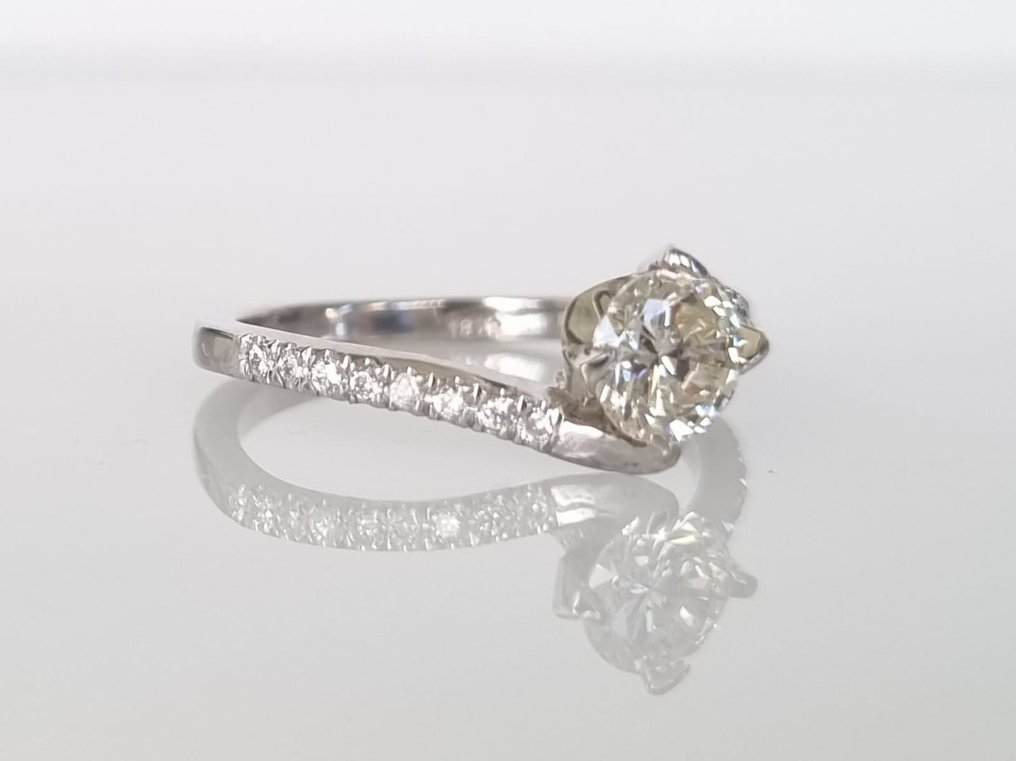 14 karat Hvitt gull - Ring - 0.88 ct Diamant #2.1