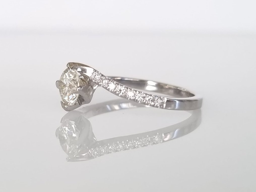 14 karat Hvitt gull - Ring - 0.88 ct Diamant #2.2