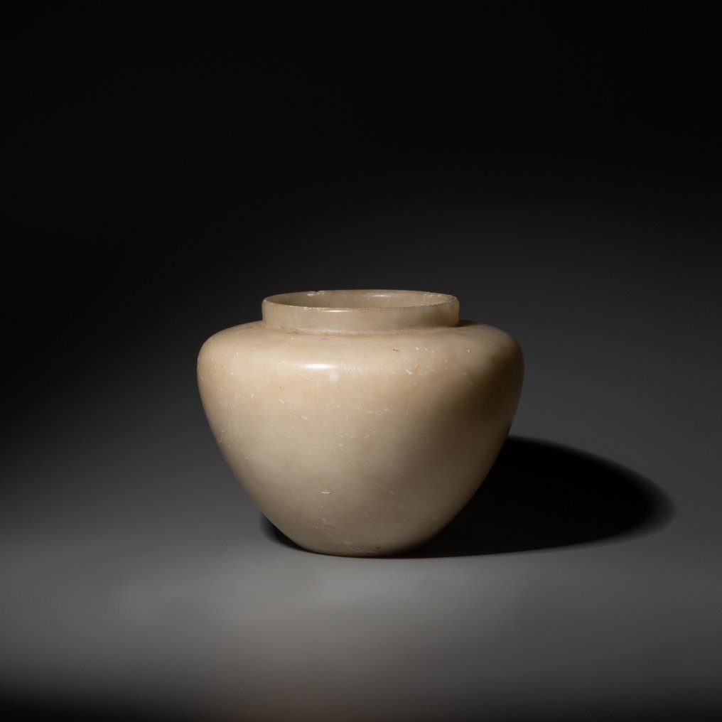 Antiguo Egipto Alabastro Cuenco de jarrón. Período Tardío - Período Ptolemaico, 664 - 30 a.C. 8 cm de altura. #1.2