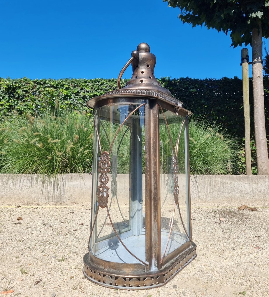 Φανάρι - Γυαλί, Μέταλλο #4.3