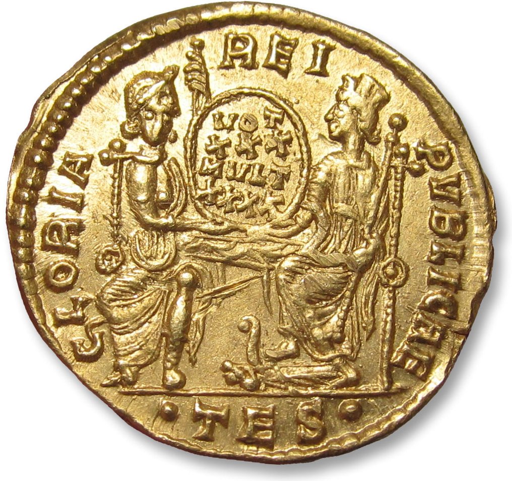 Imperio romano. Constancio II (337-361 e. c.). Solidus Thessalonica mint circa 355-360 A.D. - mintmark •TES• - #1.1