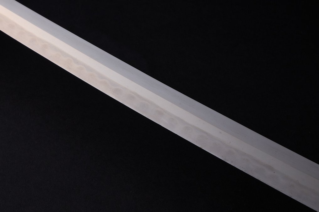 Katana - Japanese Sword Nihonto by Echizen Kanetane 越前国住兼植 with Specially Precious Sword Certificate by NBTHK - Japan - Midten av Edo-perioden #3.1