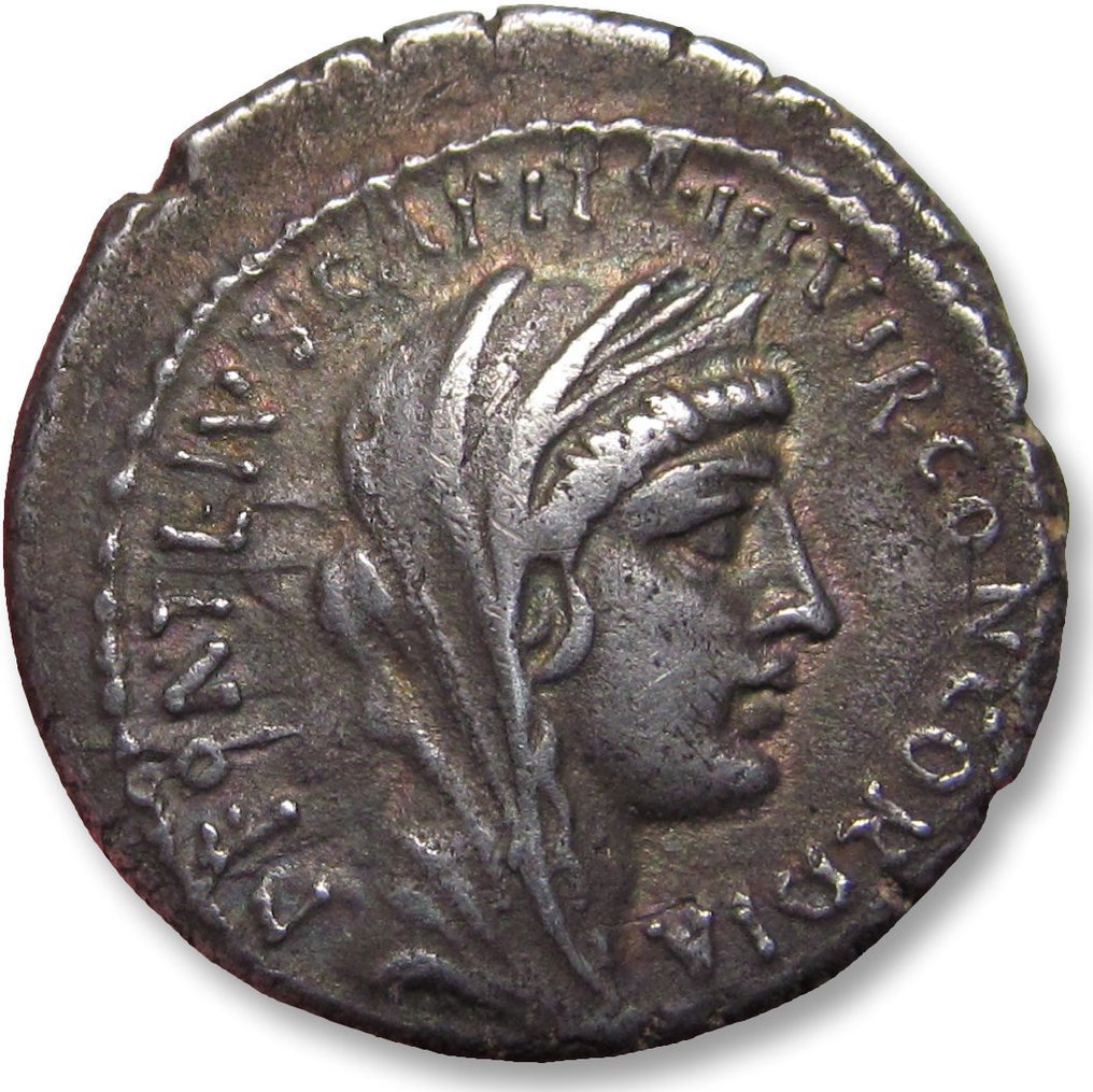 羅馬共和國. P. Fonteius P.f.Capito, 55 BC. Denarius Rome mint - VILLA PVBLICA reverse, great quality - #1.1