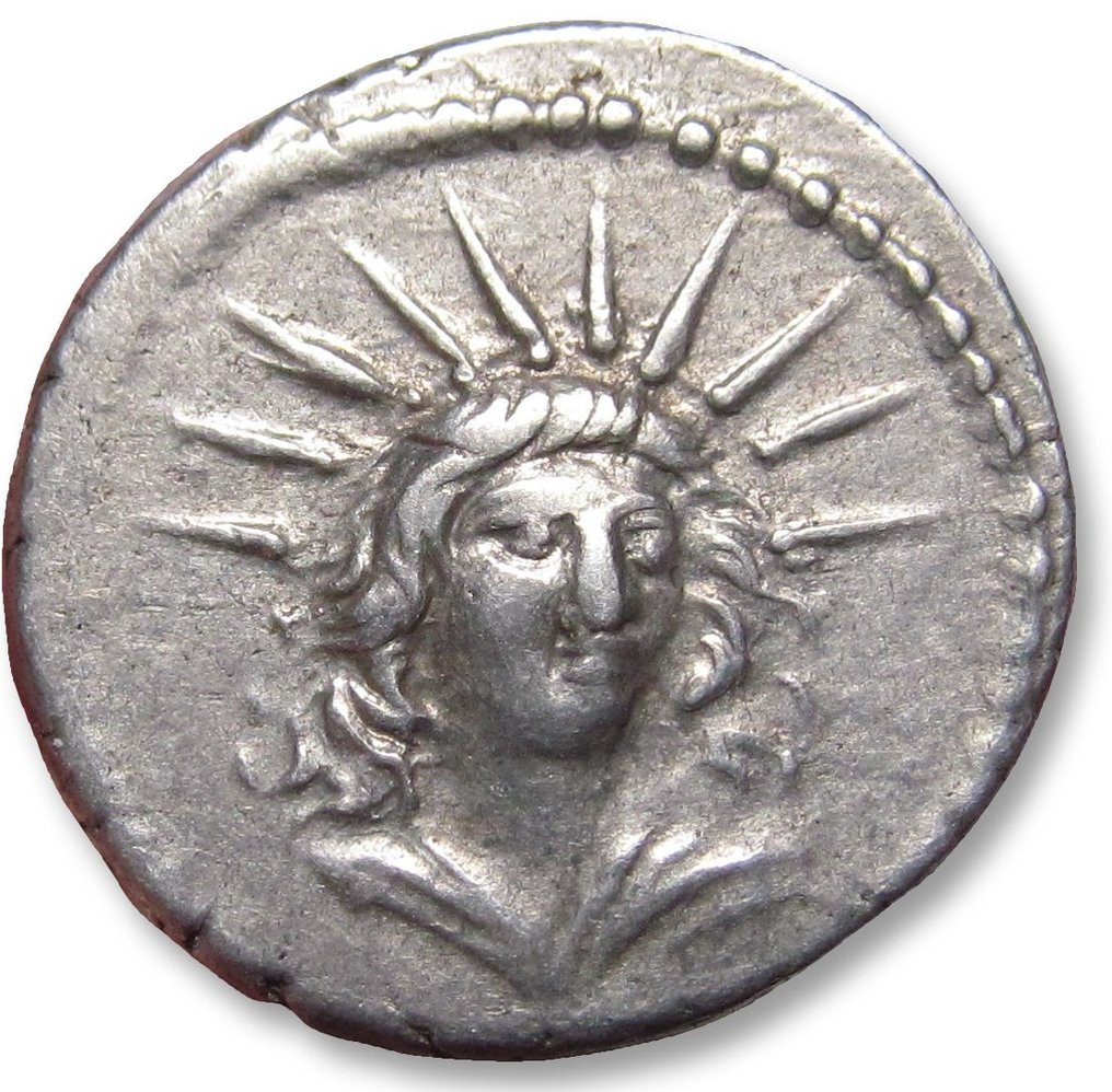 Romerska republiken. L. Mussidius Longus, 42 BC. Denarius Rome mint - Shrine of Venus Cloacina - #1.1