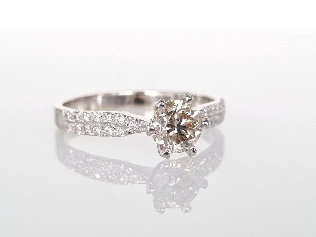 Engagement ring White gold -  1.02 tw. Diamond #2.1