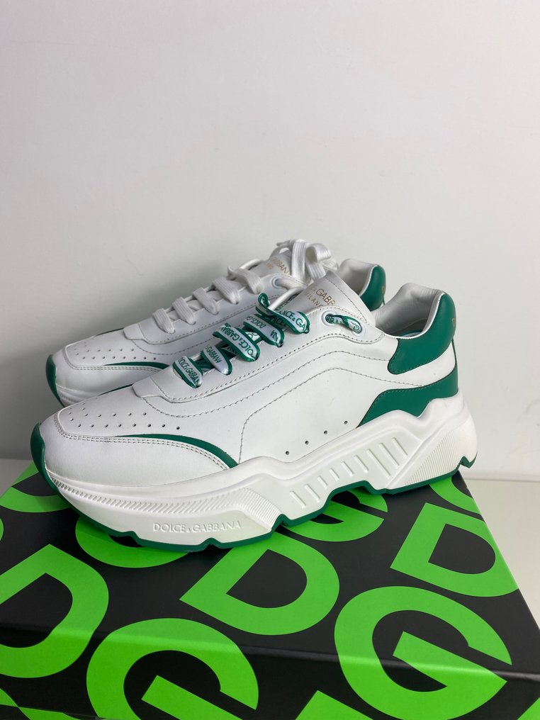 Scarpe misura 9 hot sale