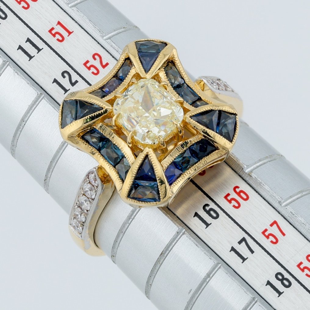 "IGI" - Yellow Diamond 1.01 Ct - French Carre Cut - Ring - 18 kt Gult guld #1.2